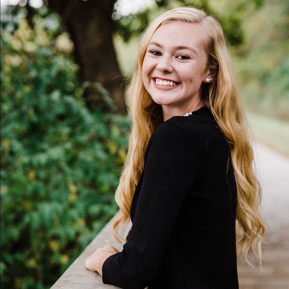 Meet your Posher, Sarah